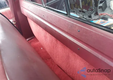 1990 Chevrolet Gmt-400 C1500 z USA, uszkodzony, nr VIN 1GCDC14N2LZ183115